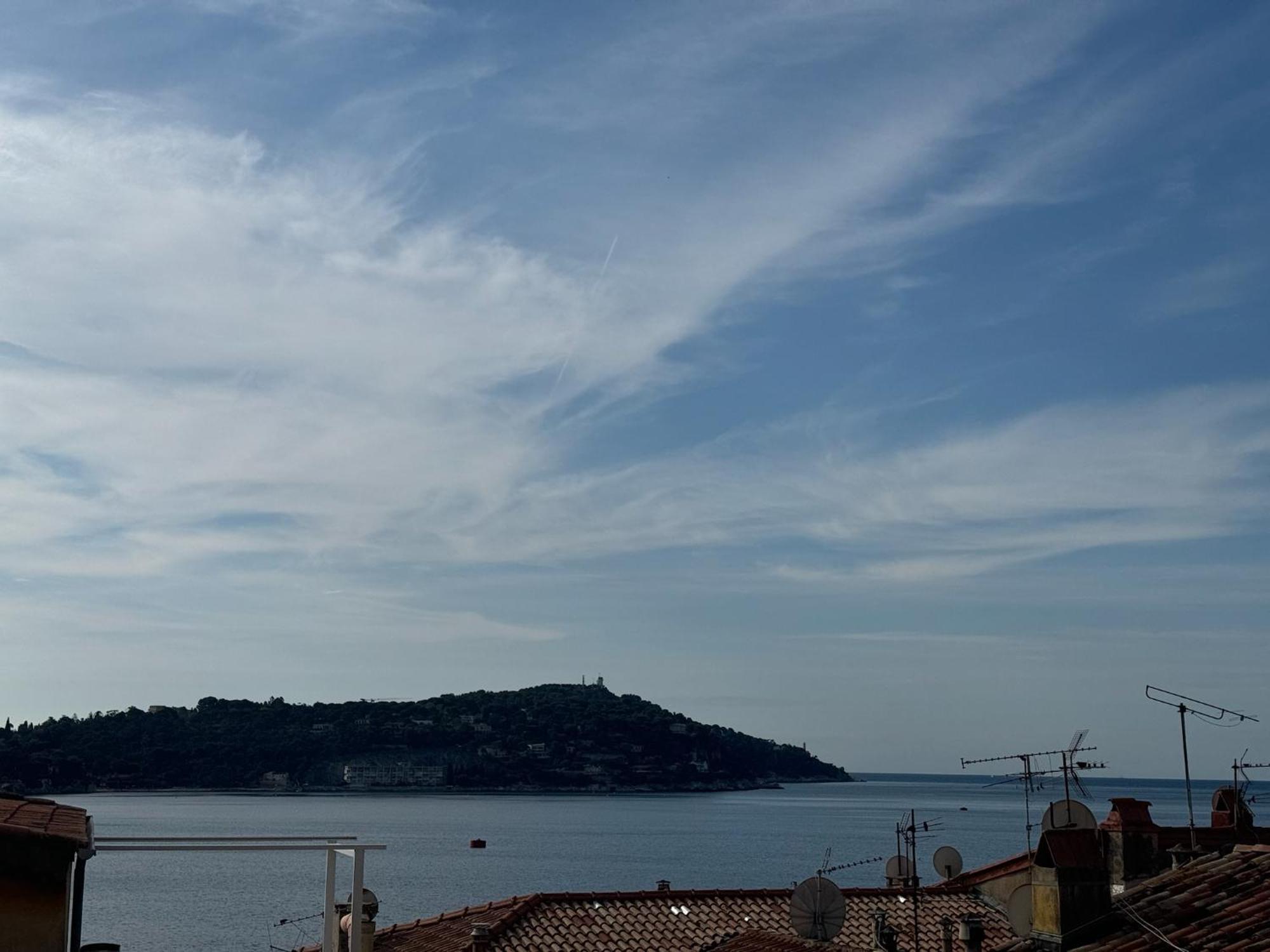 The Seaside Serenity - Calm & Charming Bay View Flat - Heart Of Villefranche المظهر الخارجي الصورة
