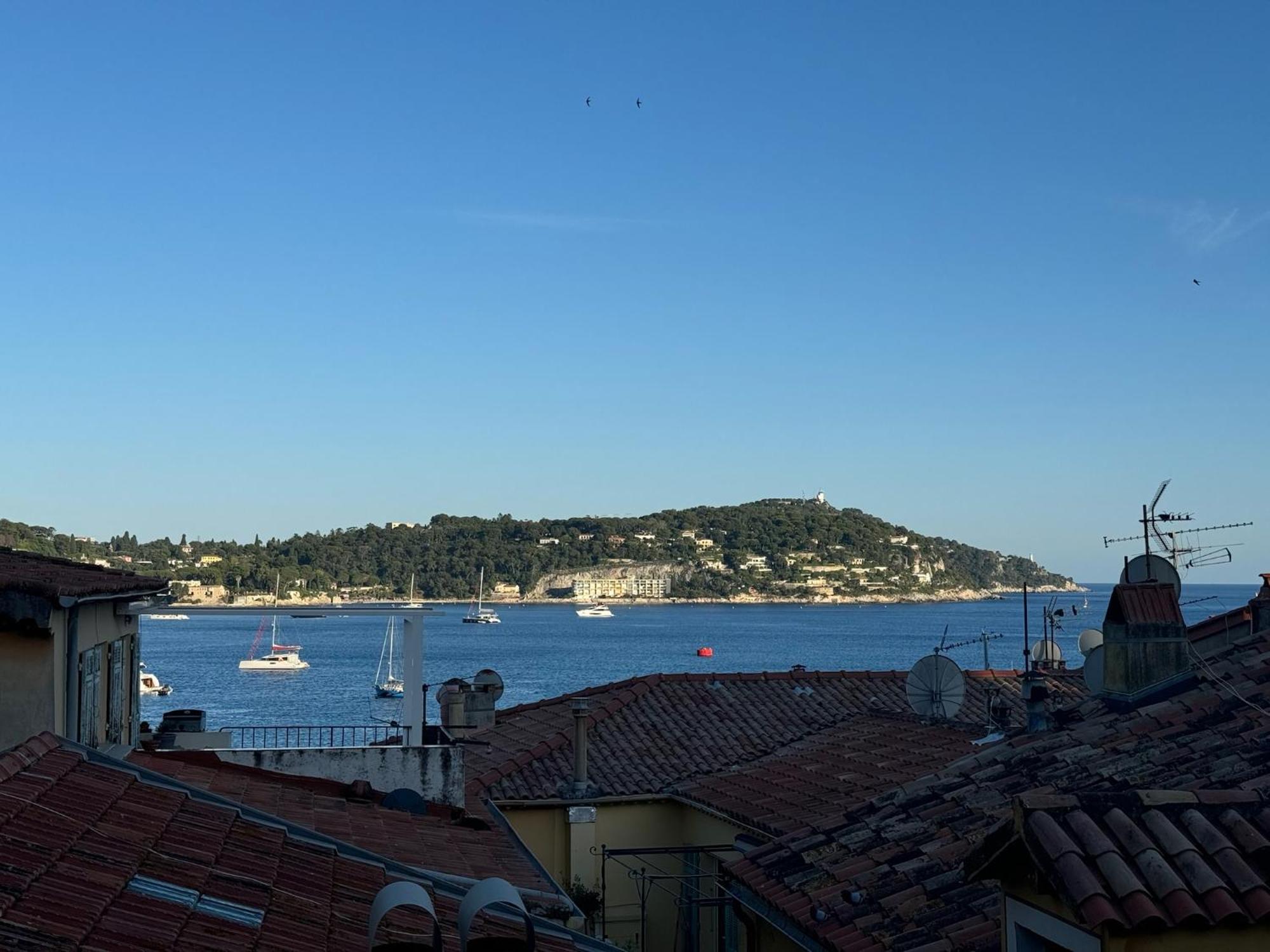 The Seaside Serenity - Calm & Charming Bay View Flat - Heart Of Villefranche المظهر الخارجي الصورة